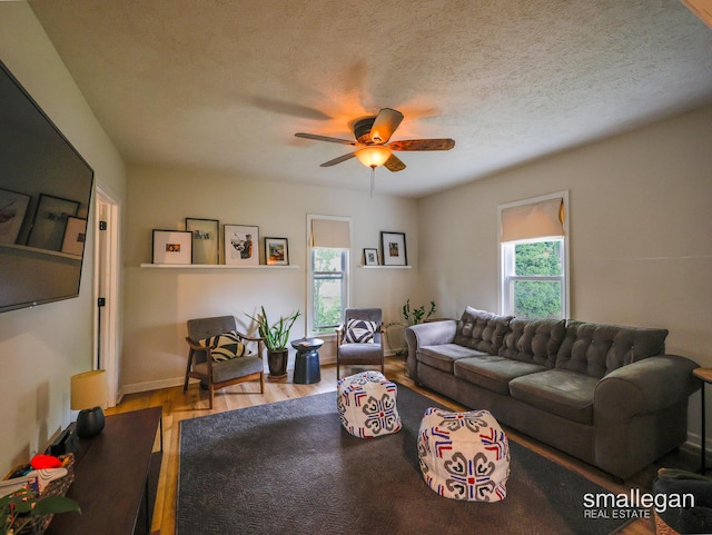 128 Mill St SE, Caledonia, MI 49316 - photo 2