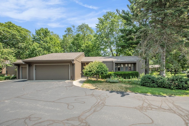849 Brook Village Ct, Holland, MI 49423 - photo 32