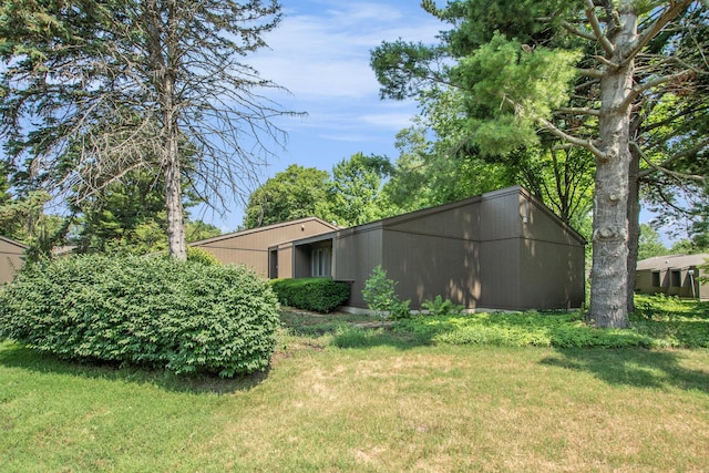 849 Brook Village Ct, Holland, MI 49423 - photo 33