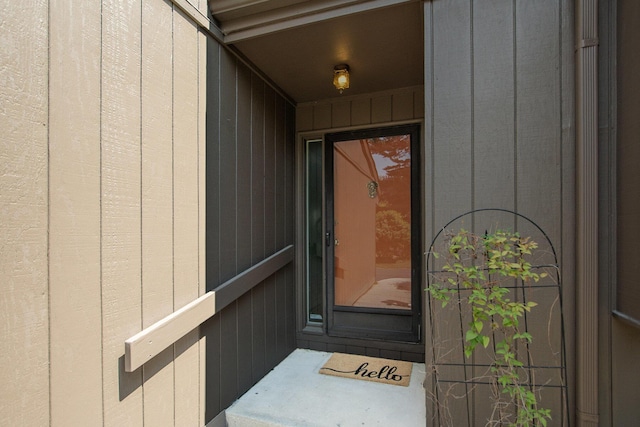 849 Brook Village Ct, Holland, MI 49423 - photo 2