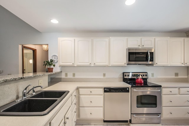 849 Brook Village Ct, Holland, MI 49423 - photo 10