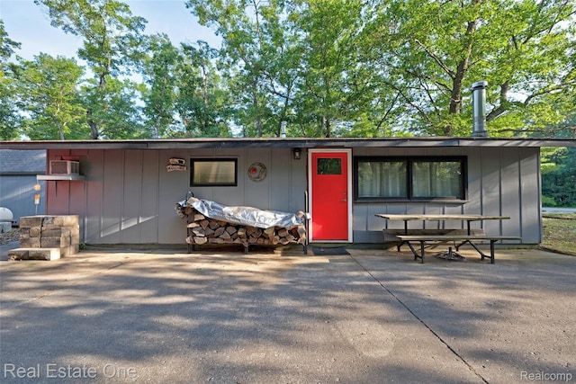 5578 Alvin Rd, Oscoda, MI 48750 - photo 1