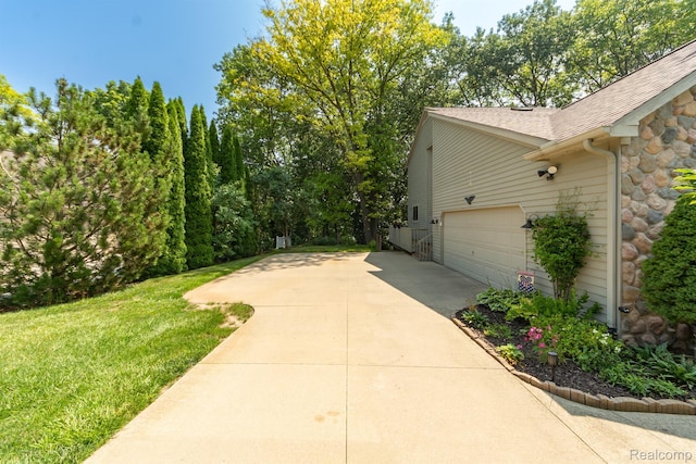 6939 W Ridge Dr, Brighton, MI 48116 - photo 10
