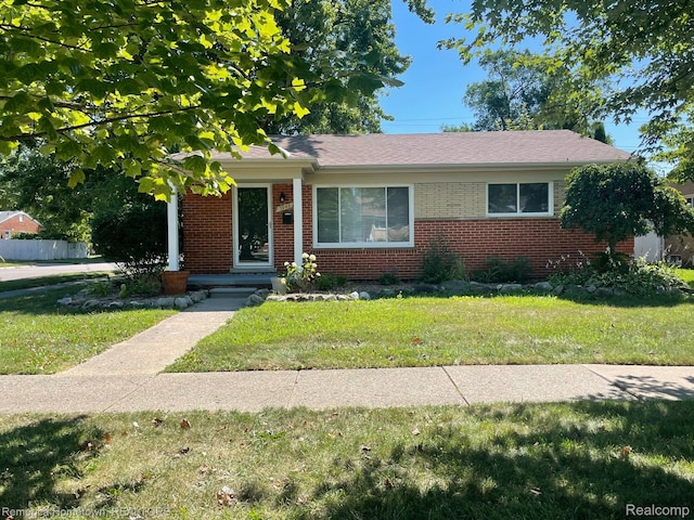 5948 Cambourne Rd, Livonia, MI 48127 - photo 1