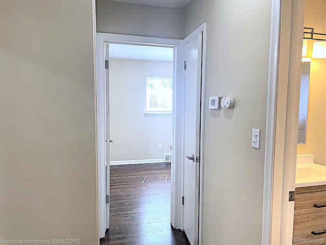 5948 Cambourne Rd, Livonia, MI 48127 - photo 8