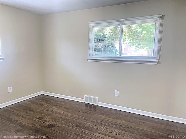5948 Cambourne Rd, Livonia, MI 48127 - photo 11