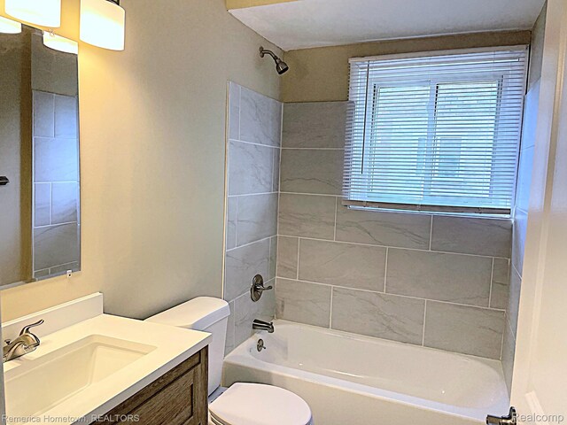 5948 Cambourne Rd, Livonia, MI 48127 - photo 24