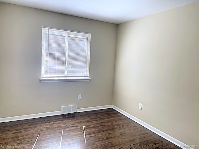 5948 Cambourne Rd, Livonia, MI 48127 - photo 15
