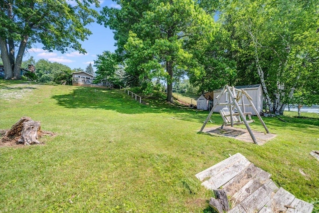 8225 Lakeview Dr, Hale, MI 48739 - photo 7
