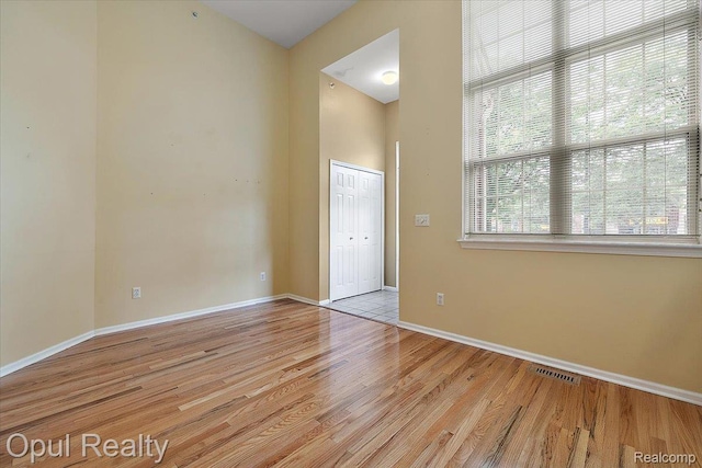 2869 Biddle Ave, Southgate, MI 48192 - photo 4