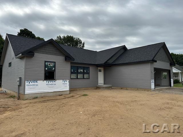3185 Pender Ct, Adrian, MI 49221 - photo 1