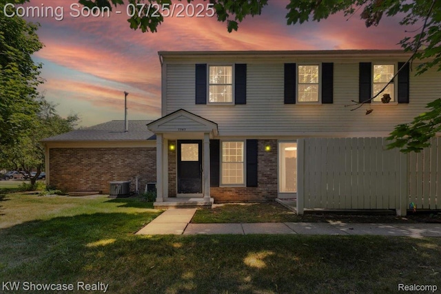 7747 Lake Ridge Dr, Waterford, MI 48327 - photo 1