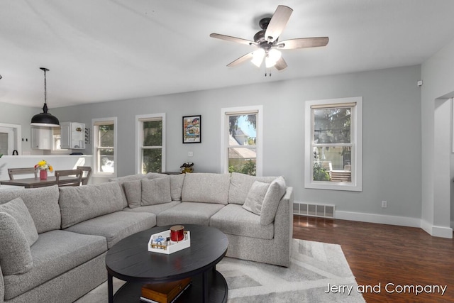 541 Howard Ave, Saint Joseph, MI 49085 - photo 13