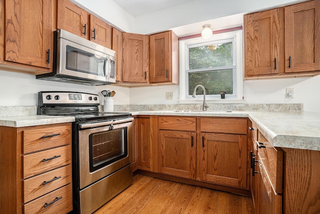 1914 Castle Ave, Norton Shores, MI 49441 - photo 9
