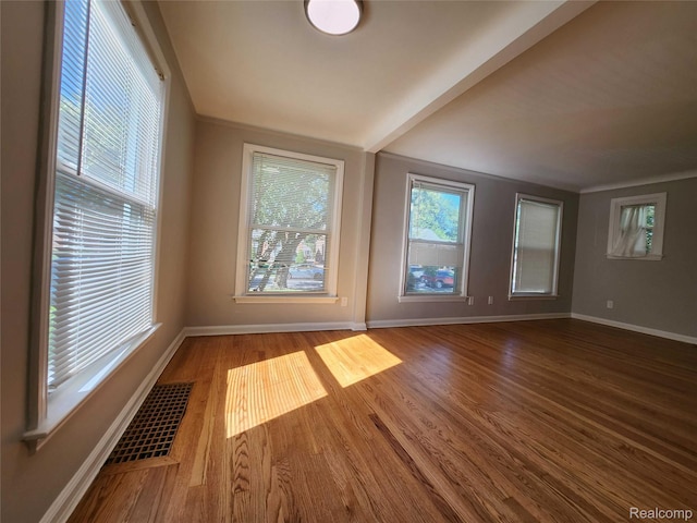 1419 Roslyn Rd, Grosse Pointe Woods, MI 48236 - photo 7