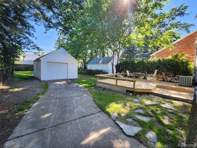 1419 Roslyn Rd, Grosse Pointe Woods, MI 48236 - photo 3