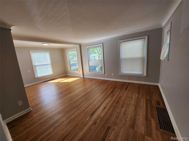 1419 Roslyn Rd, Grosse Pointe Woods, MI 48236 - photo 6