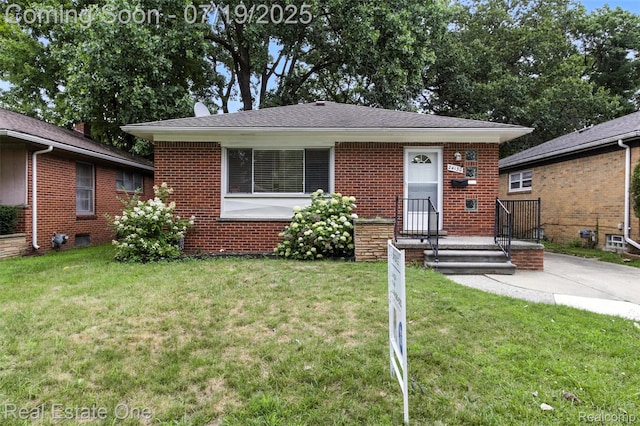 24130 Oneida St, Oak Park, MI 48237 - photo 1