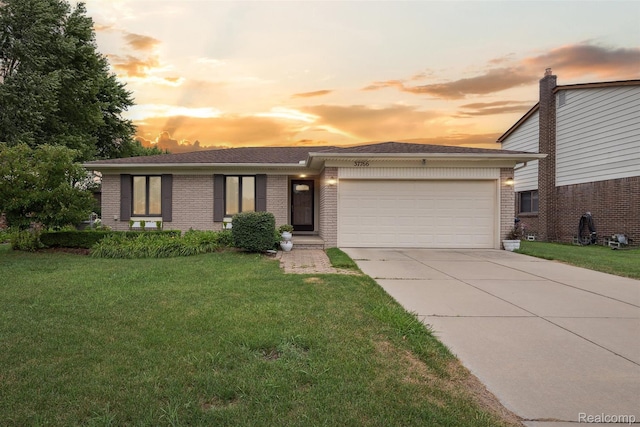 37766 Evergreen Dr, Sterling Heights, MI 48310 - photo 1