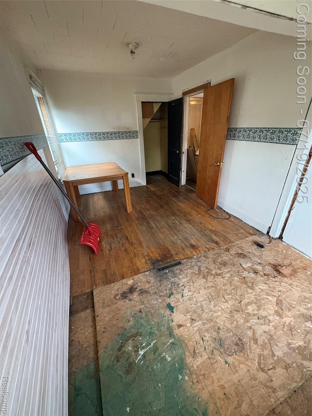 7259 Chalmers Ave, Warren, MI 48091 - photo 2