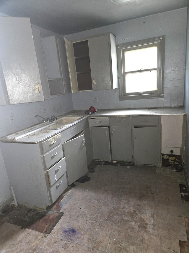 630 Pavone St, Benton Harbor, MI 49022 - photo 17
