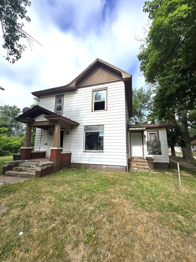630 Pavone St, Benton Harbor, MI 49022 - photo 1