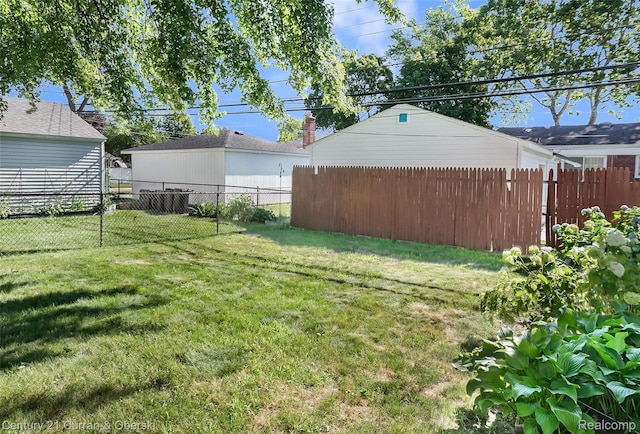 28522 Herbert St, Rochester Hills, MI 48071 - photo 23