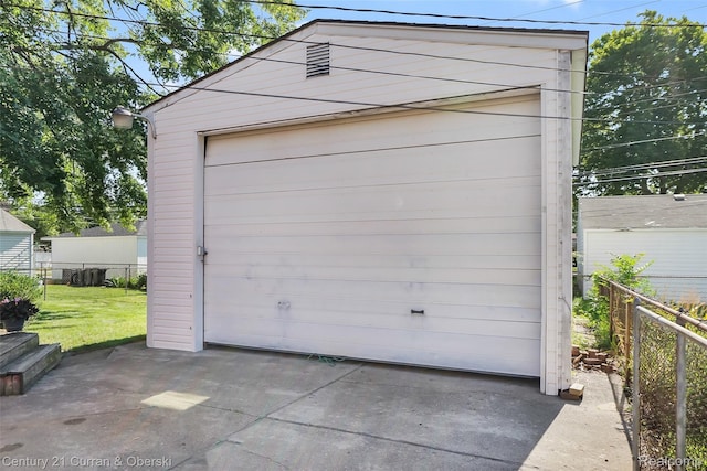 28522 Herbert St, Rochester Hills, MI 48071 - photo 24