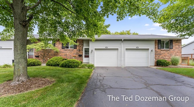 1505 Klempel Farm Dr, Grand Haven, MI 49417 - photo 1