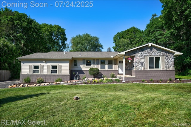 2456 N Tipsico Lake Rd, Hartland, MI 48353 - photo 1
