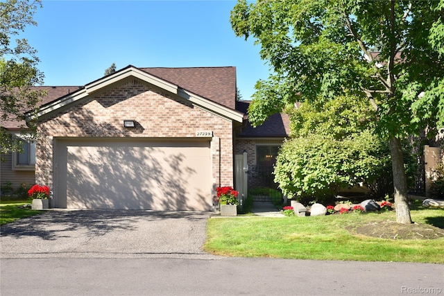 27295 Apple Blossom Ln, Beverly Hills, MI 48034 - photo 1