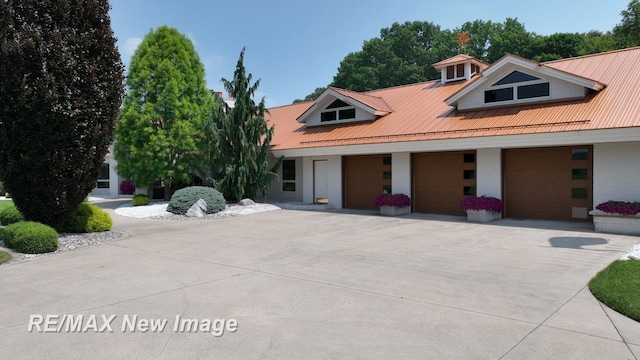 1134 N Graham Rd, Saginaw, MI 48609 - photo 10