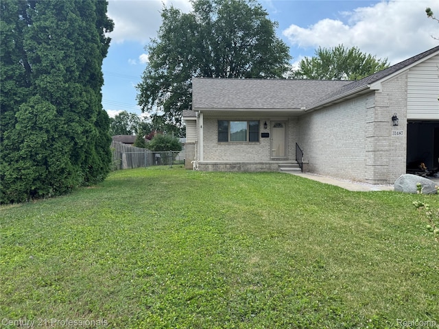 31487 Cambridge St, Garden City, MI 48135 - photo 5