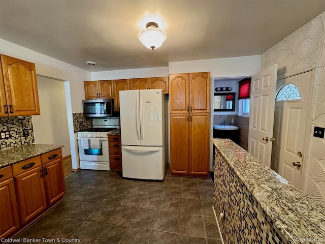17714 Devonshire St, Riverview, MI 48193 - photo 11