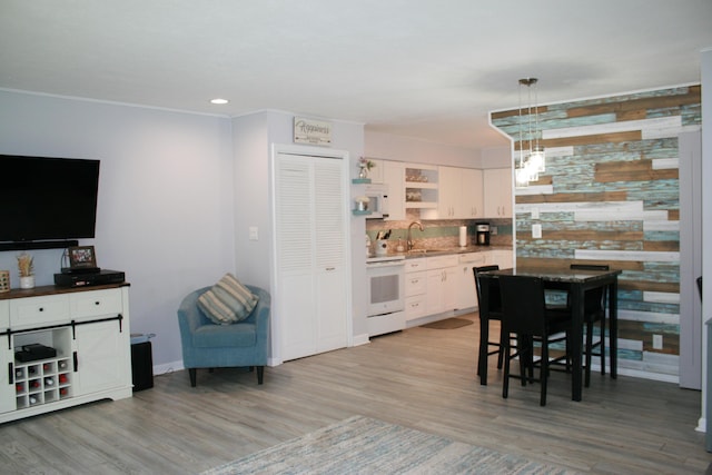 2913 Pagoda Path Unit 2, Stevensville, MI 49127 - photo 8