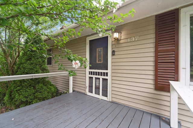 437 Iris Ave, Lansing, MI 48917 - photo 2