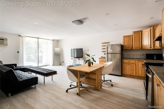 1941 Orleans Unit 613/66, Detroit, MI 48207 - photo 2