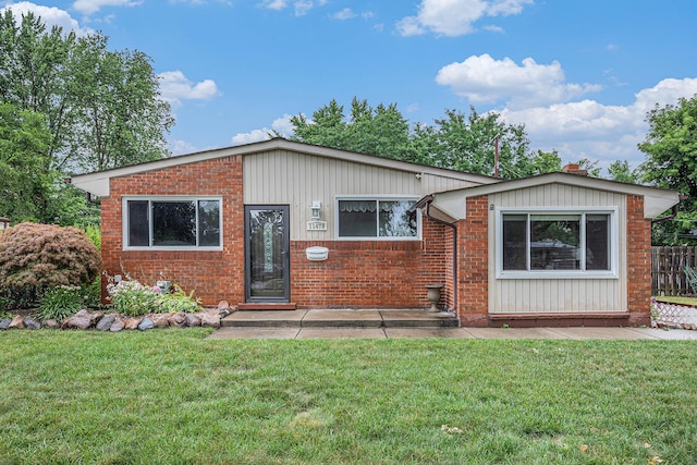 11479 Silver Dr, Sterling Heights, MI 48314 - photo 1