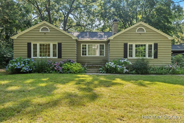 18086 N Fruitport Rd, Spring Lake, MI 49456 - photo 1