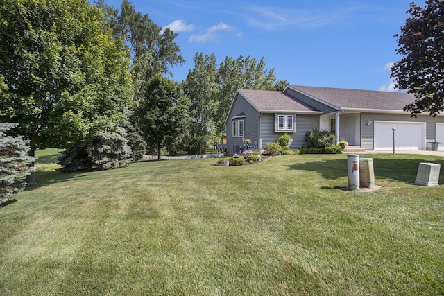 7581 Rivendell Dr SE, Grand Rapids, MI 49508 - photo 2