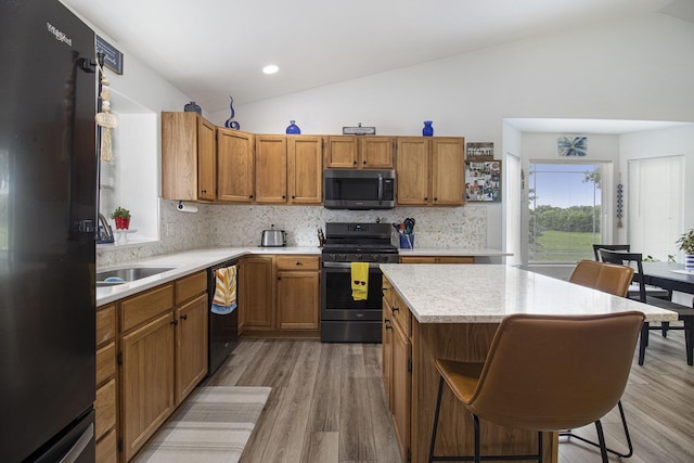 7581 Rivendell Dr SE, Grand Rapids, MI 49508 - photo 8