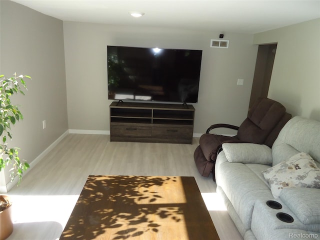 370 Adams Rd, Saginaw, MI 48609 - photo 7