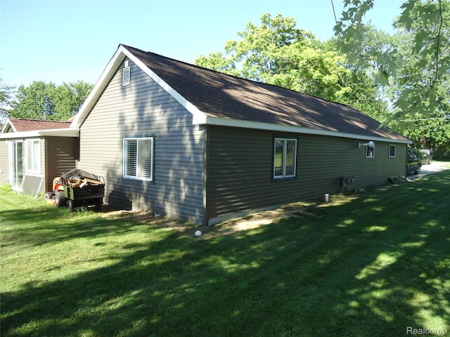 370 Adams Rd, Saginaw, MI 48609 - photo 17