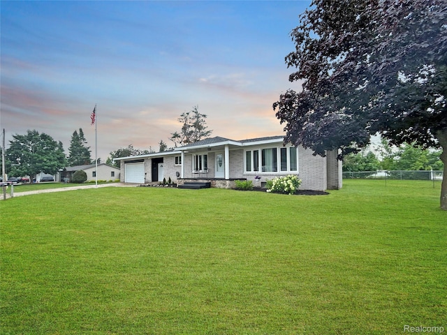 321 N Maple Ave, Gaylord, MI 49735 - photo 2