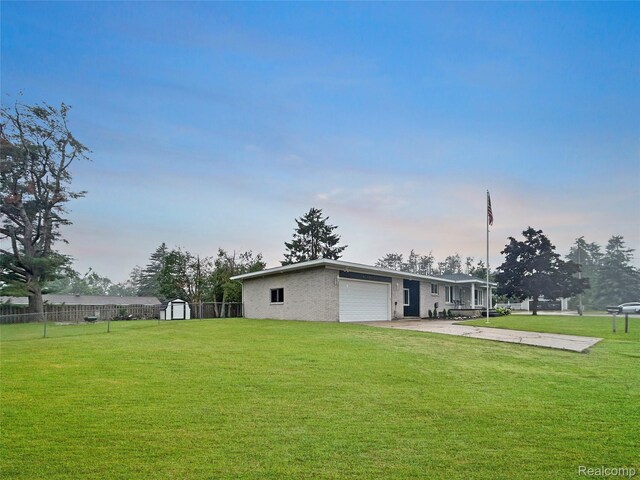 321 N Maple Ave, Gaylord, MI 49735 - photo 4