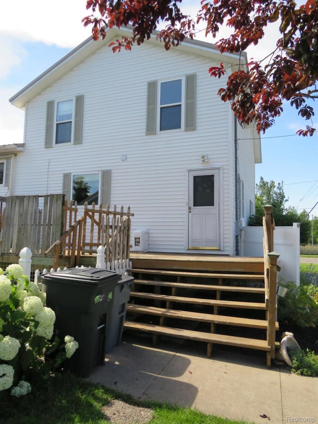 260 Duncan Ave, Cheboygan, MI 49721 - photo 2