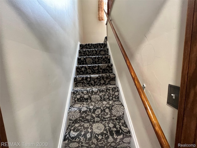 6410 Orchard Ave, Dearborn, MI 48126 - photo 29