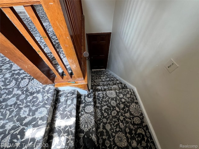 6410 Orchard Ave, Dearborn, MI 48126 - photo 23