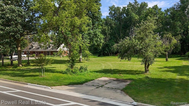 13000 Plumbrook Rd, Sterling Heights, MI 48312 - photo 19