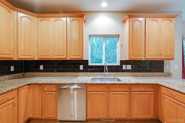1387 Hartland Dr, Troy, MI 48083 - photo 21
